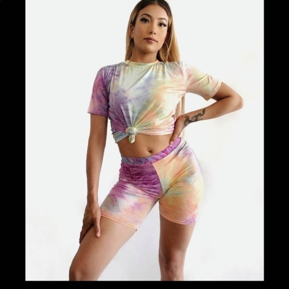 Tie Dye T-shirt and Biker Shorts Set‎